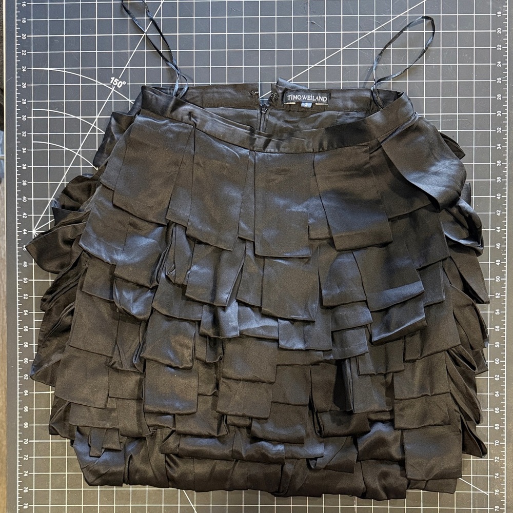 TIMO WEILAND SILK RUFFLED SKIRT SZ 2